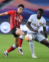 开云Kaiyun官网入口-追踪石柯N×24小时：生日夜挥别上海 回娘家谈新约